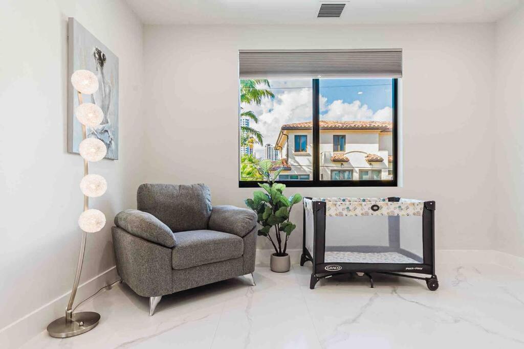 Luxury Paradise Walk To Las Olas -5 Mins To Beach Fort Lauderdale Esterno foto